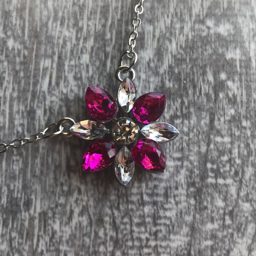 NIP PINK FLOWER NECKLACE